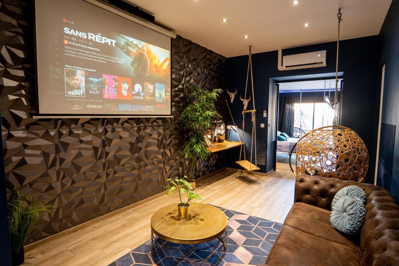 Capsule Temps Suspendu - Balneo, Home Cinema & Billard Valenciennes Ngoại thất bức ảnh